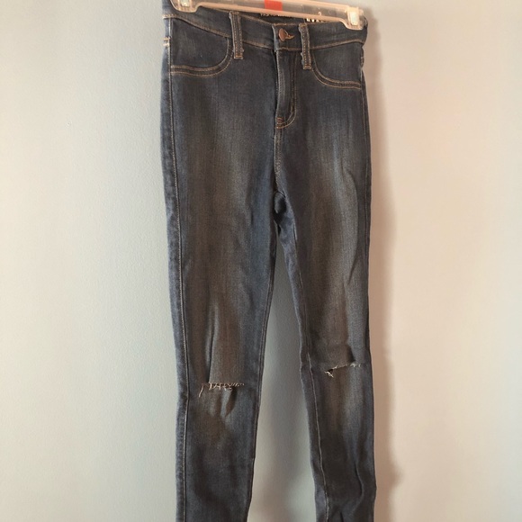 Fashion Nova Jeans - Picture 2 of 3